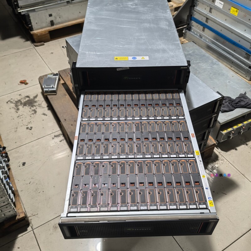 File Cabinet - Stockage de masse sur 84 positions